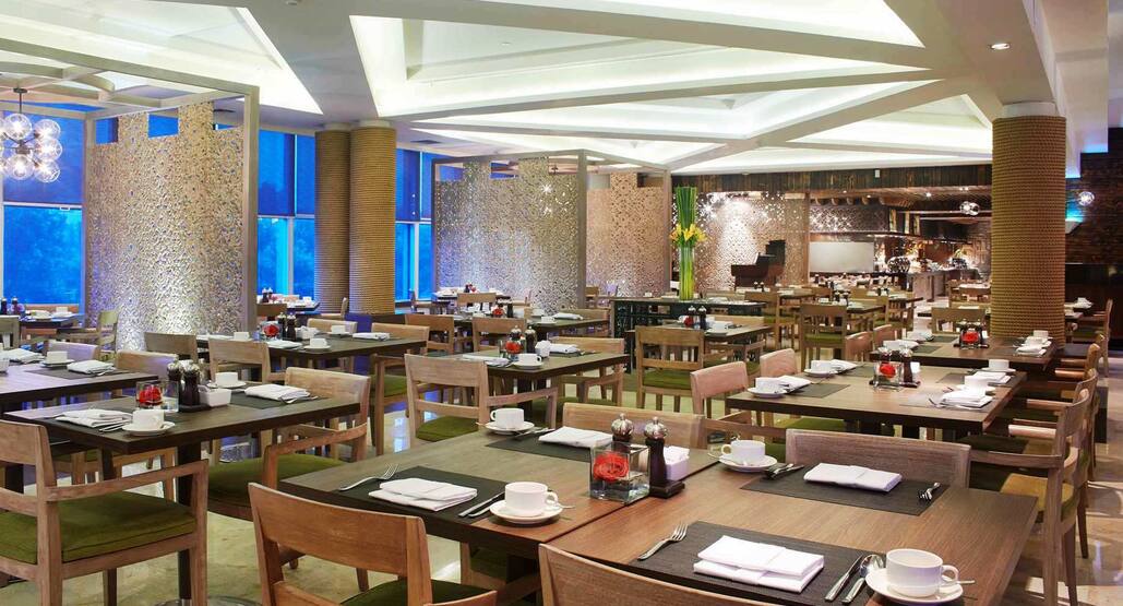 Cafe Gran Via Gran Melia Kuningan Jakarta